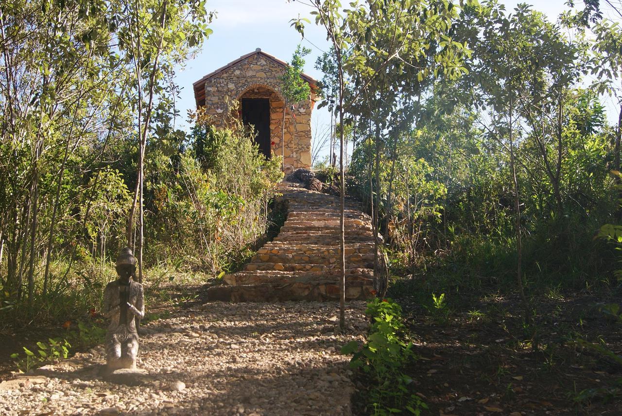 Pousada Villa Lagoa Das Cores Vale do Capao Exterior photo